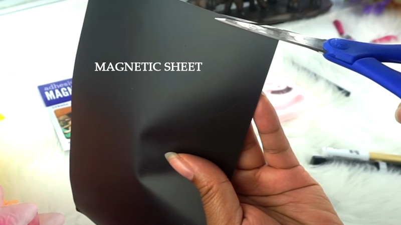 cut magnetic sheet to make magnets