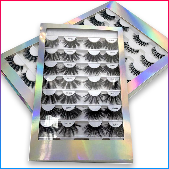 holographic eyelash look for 16 pairs of false lashes