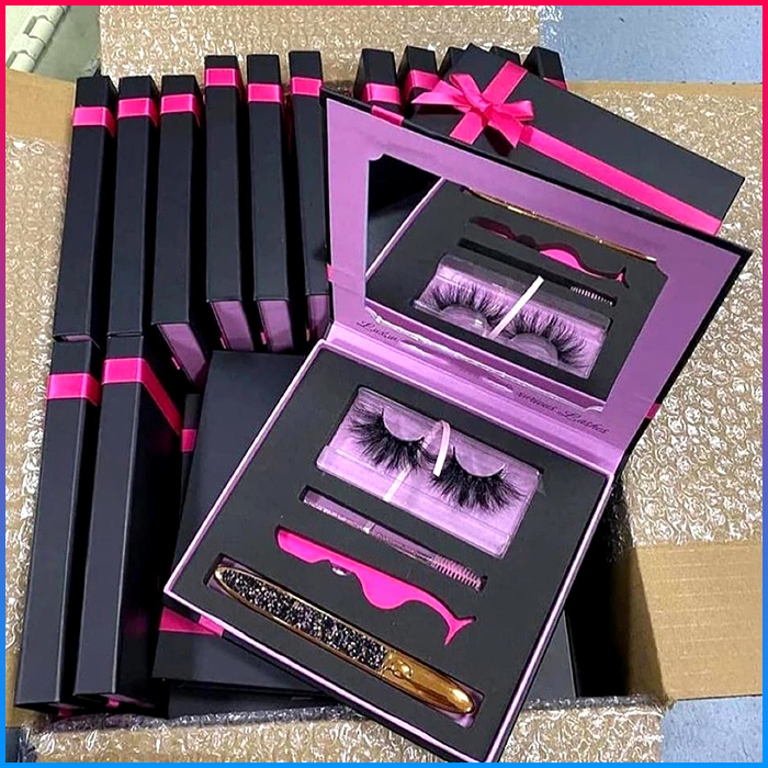 mini lash look set for daily makeup uses