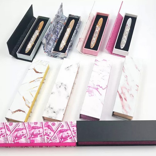 magnetic packaging for adhesive eyeliners