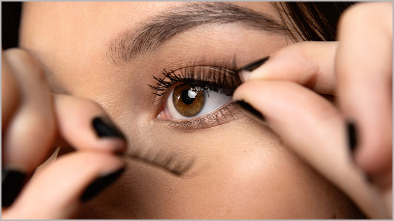 how to apply magnetic lashes 