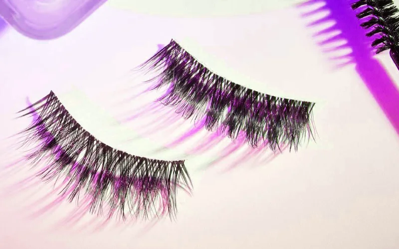 How Long Can You Wear False Eyelashes