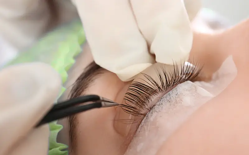 Industry Pain Points in Lash Lift Services