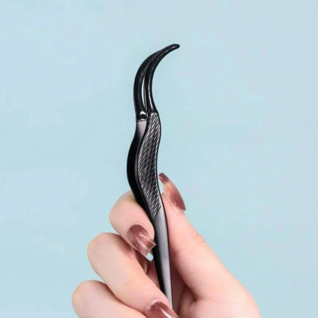 Pinching Lash Cluster Tweezers