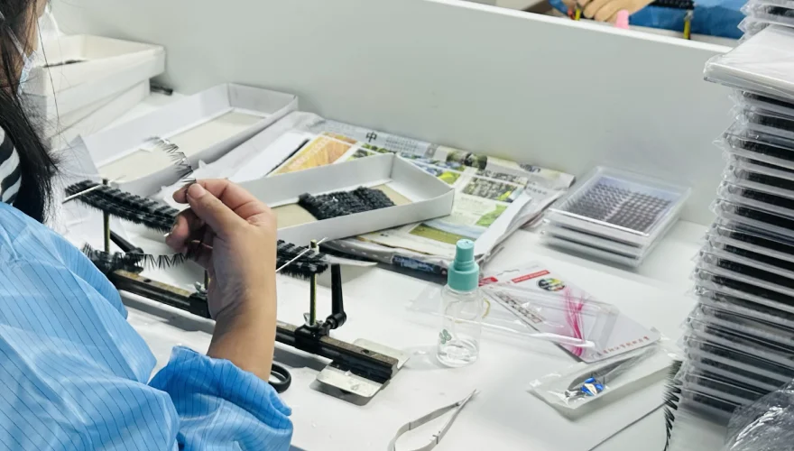 clusters eyelashes factory