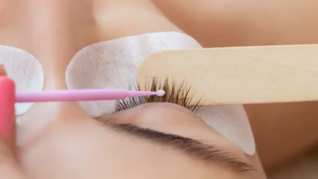 how to remove lash extensions with micellar water