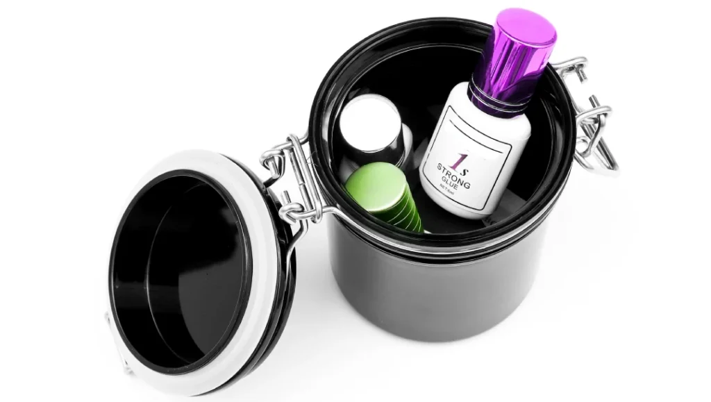 ideal storage conditions for eyelash extension glue