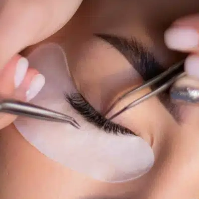 do eyelash extensions hurt your lashes