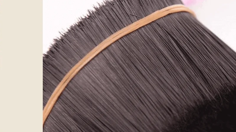 types of eyelash material