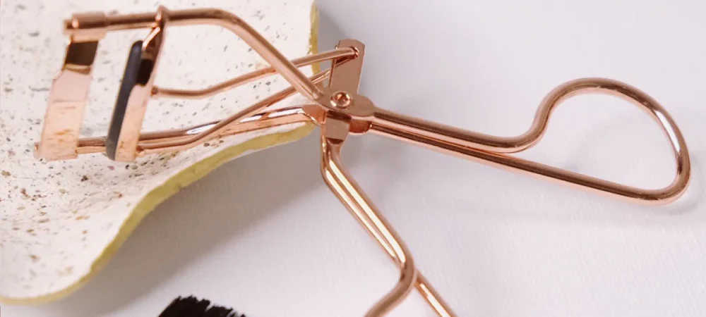 why cleaning your eyelash curler is so important