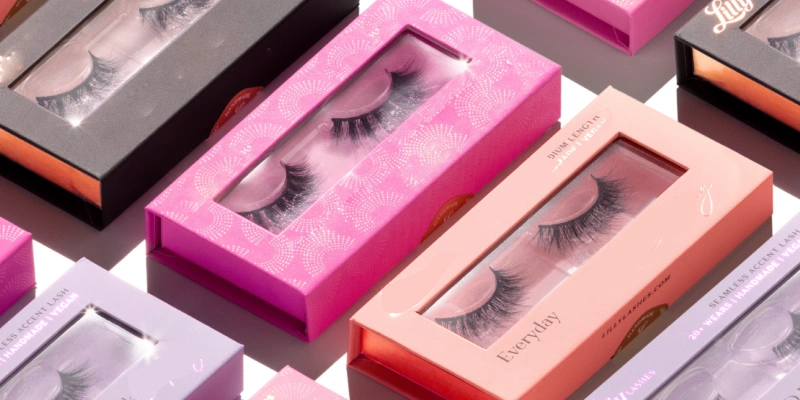 lashes box