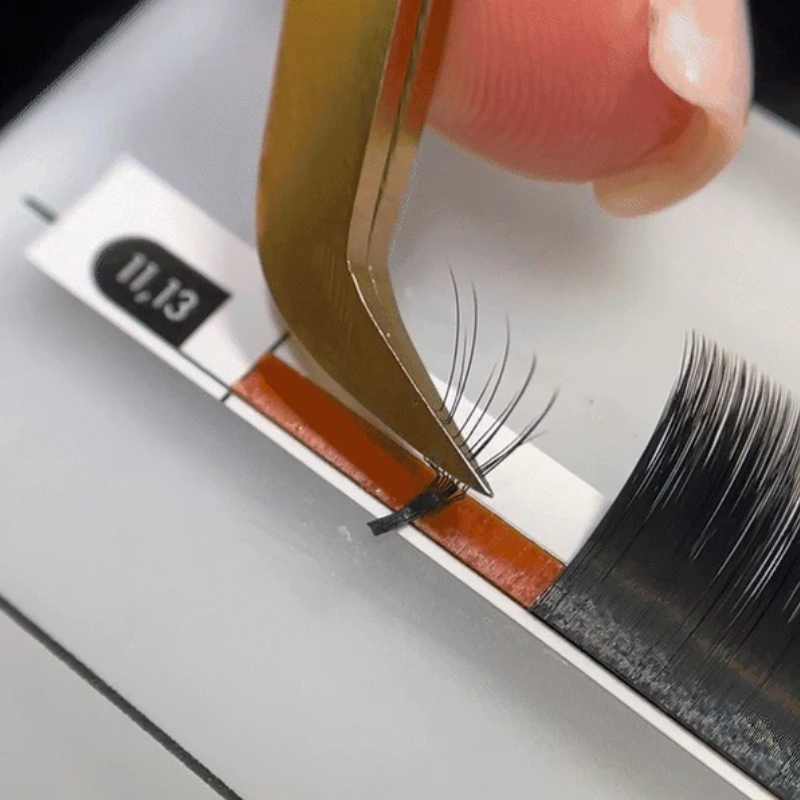 single length vs mixed length lash trays