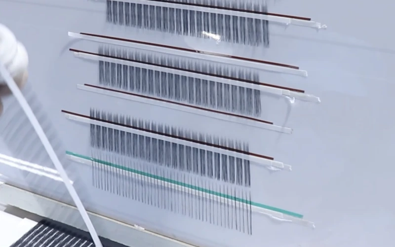 Bundling and Shaping Eyelashes