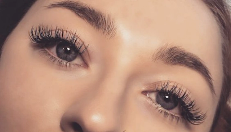 flat lashes extension