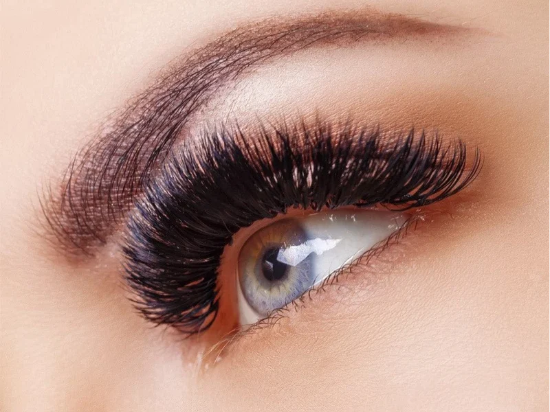 Classic Hybrid Volume Lashes