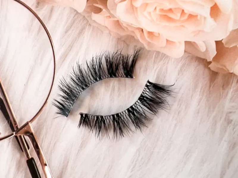 Clear Band Faux Mink Lashes