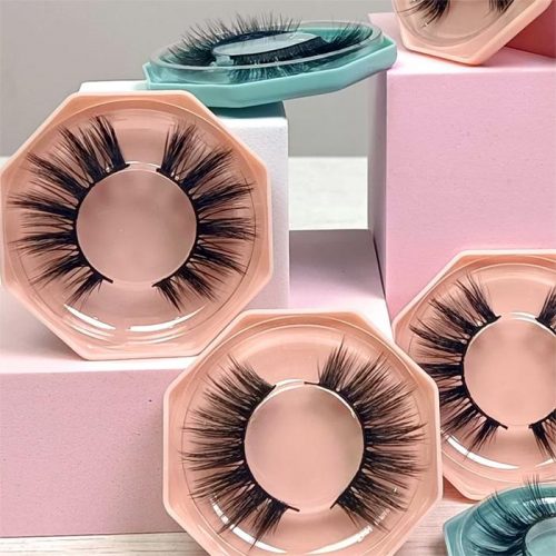 Octagonal lash packaging