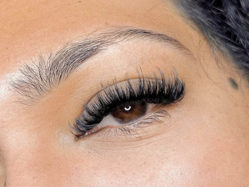 Wispy Mega Volume Lash Extensions